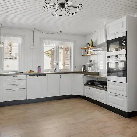 Cozy In With Sauna 보겐세